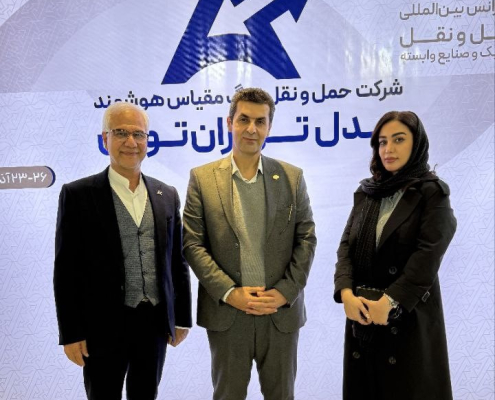 آقای اسرای، دبیر انجمن شرکت‌های بزرگ‌مقیاس هوشمند 1